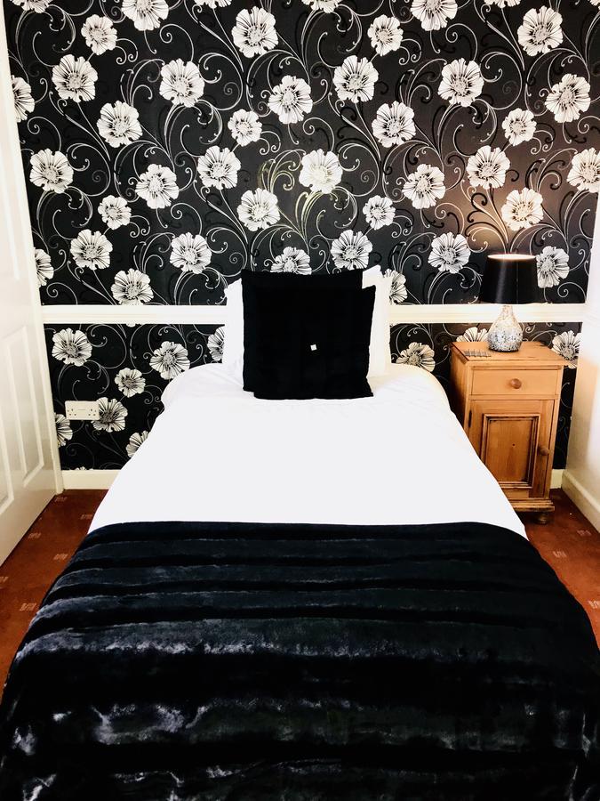 The Cock Inn Bed And Breakfast Glemsford エクステリア 写真