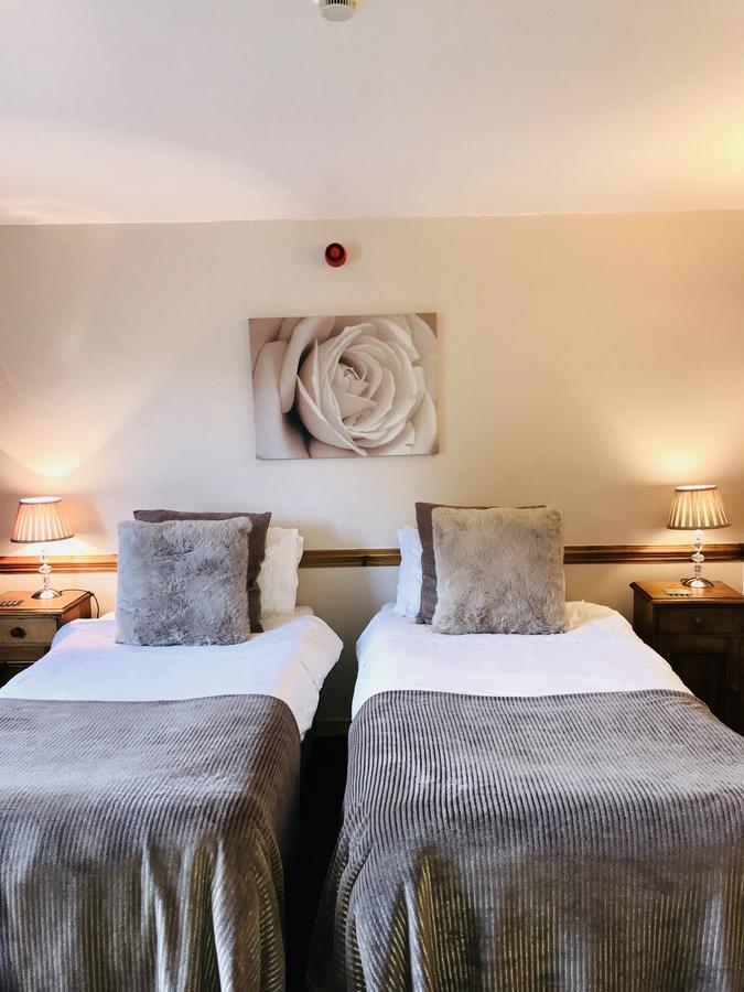 The Cock Inn Bed And Breakfast Glemsford エクステリア 写真